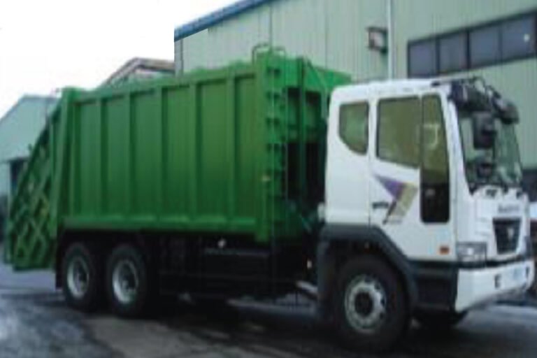 NOVUS 6×4 garbage press pack truck