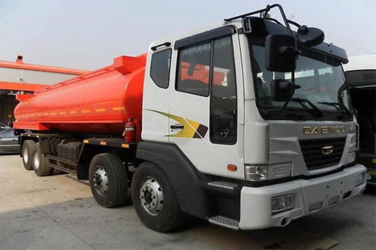 NOVUS 8×4 water tank truck